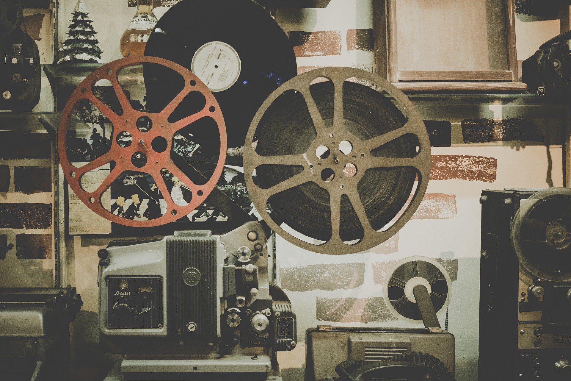 Творческий индустриальный кластер «Октава» запускает онлайн-курс по мировому кинематографу