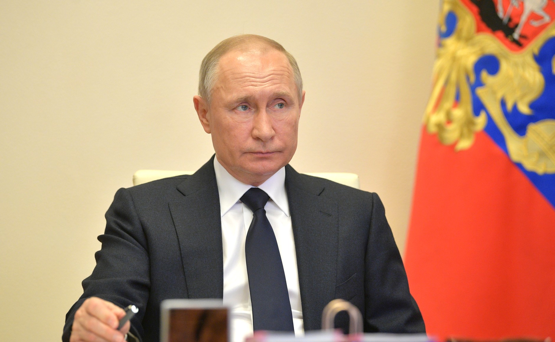 Владимир Путин провел совещание по экономическим вопросам страны