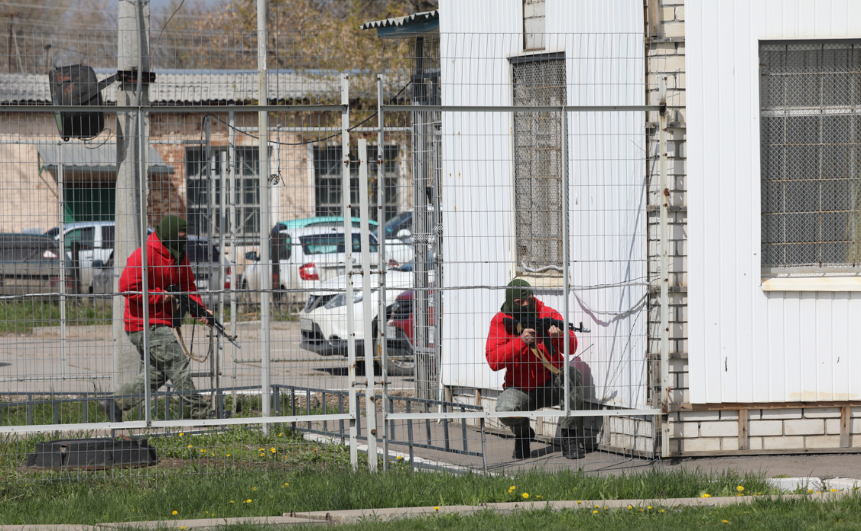 Военные в ПФО отразили нападение «террористов» на авиаполк