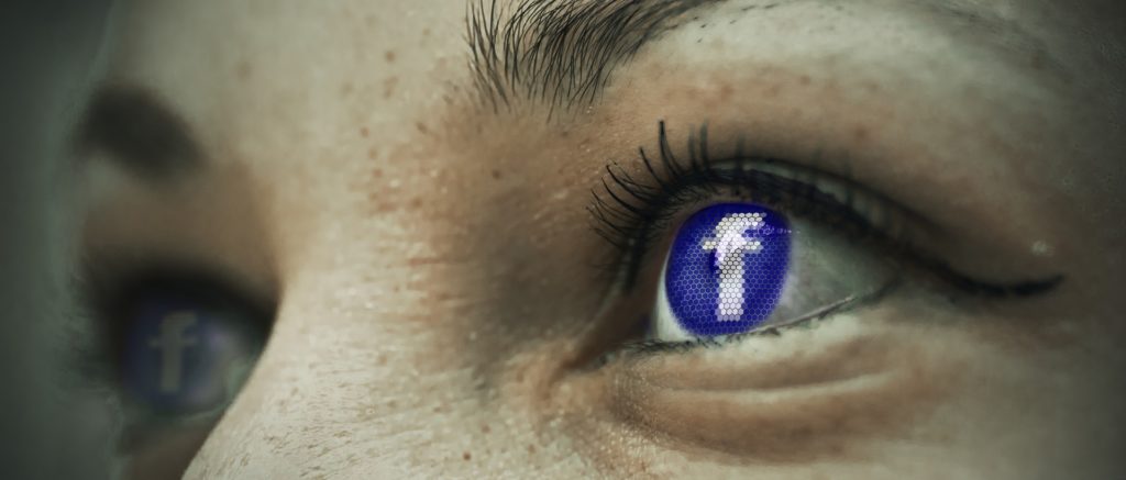 Как Facebook запрещал Знамя Победы и Льва Лещенко