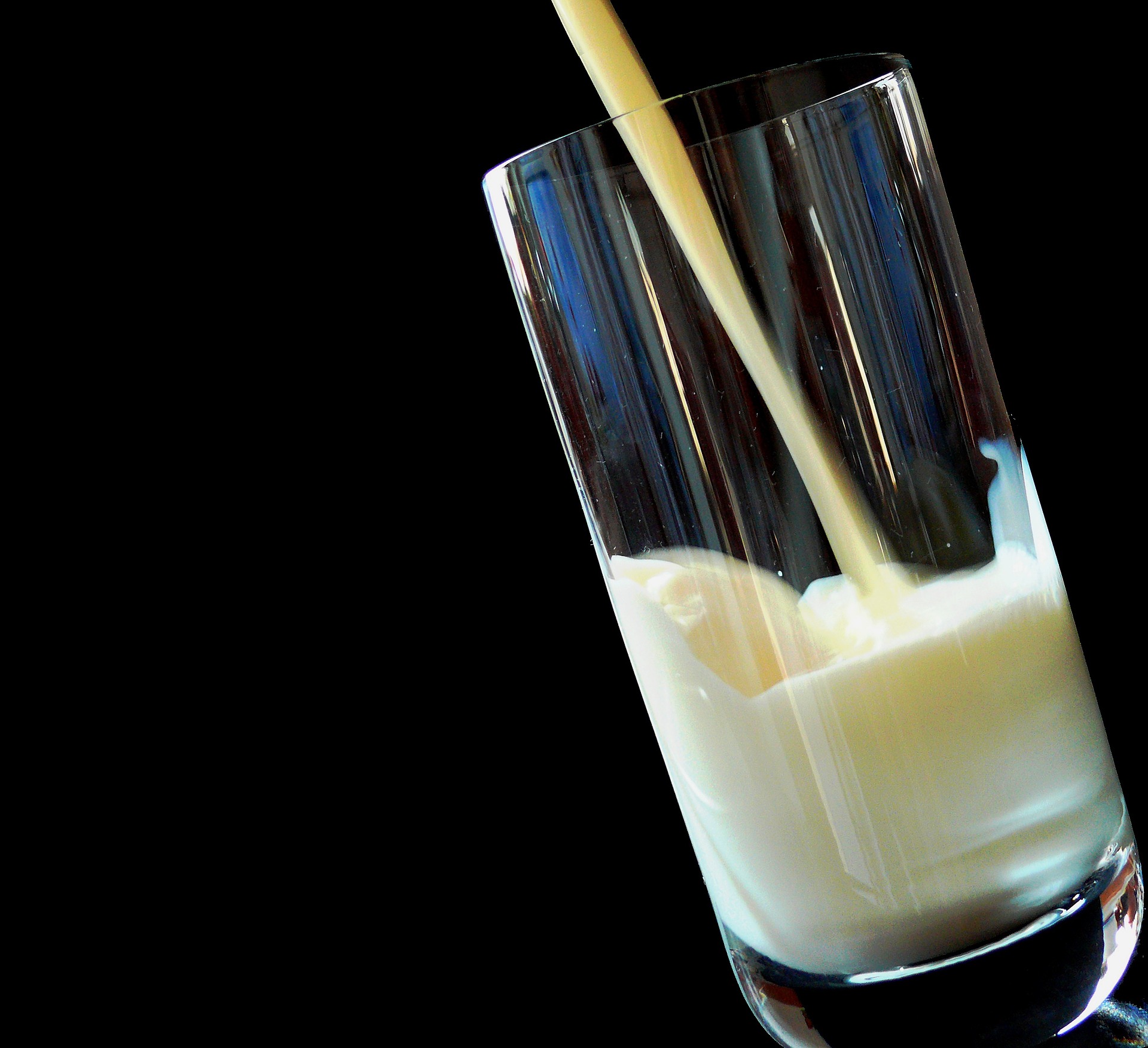 Младшим школьникам Коми планируют давать бесплатное молоко