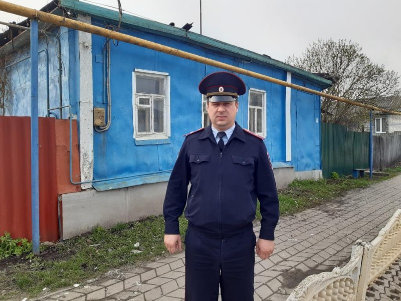 В Белгородской области полицейский спас пожилого мужчину