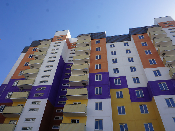 В Волжском в новые квартиры переселили более 250 жителей