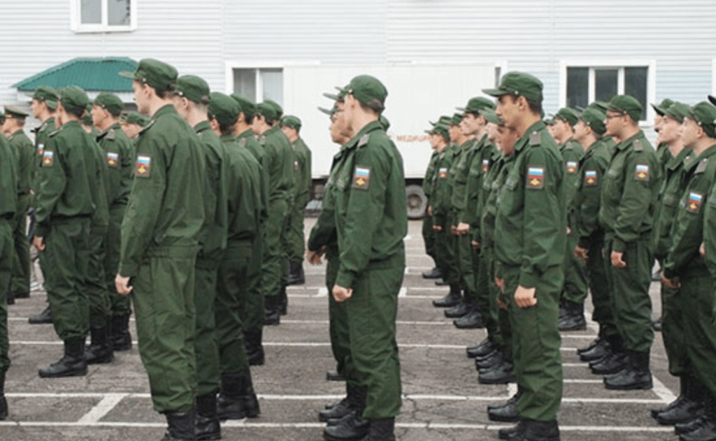 За сутки коронавирус поборол 171 российский военный