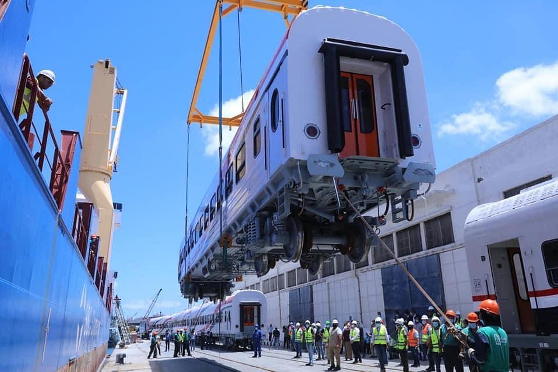 Трансмашхолдинг доставил первые пассажирские вагоны в Египет