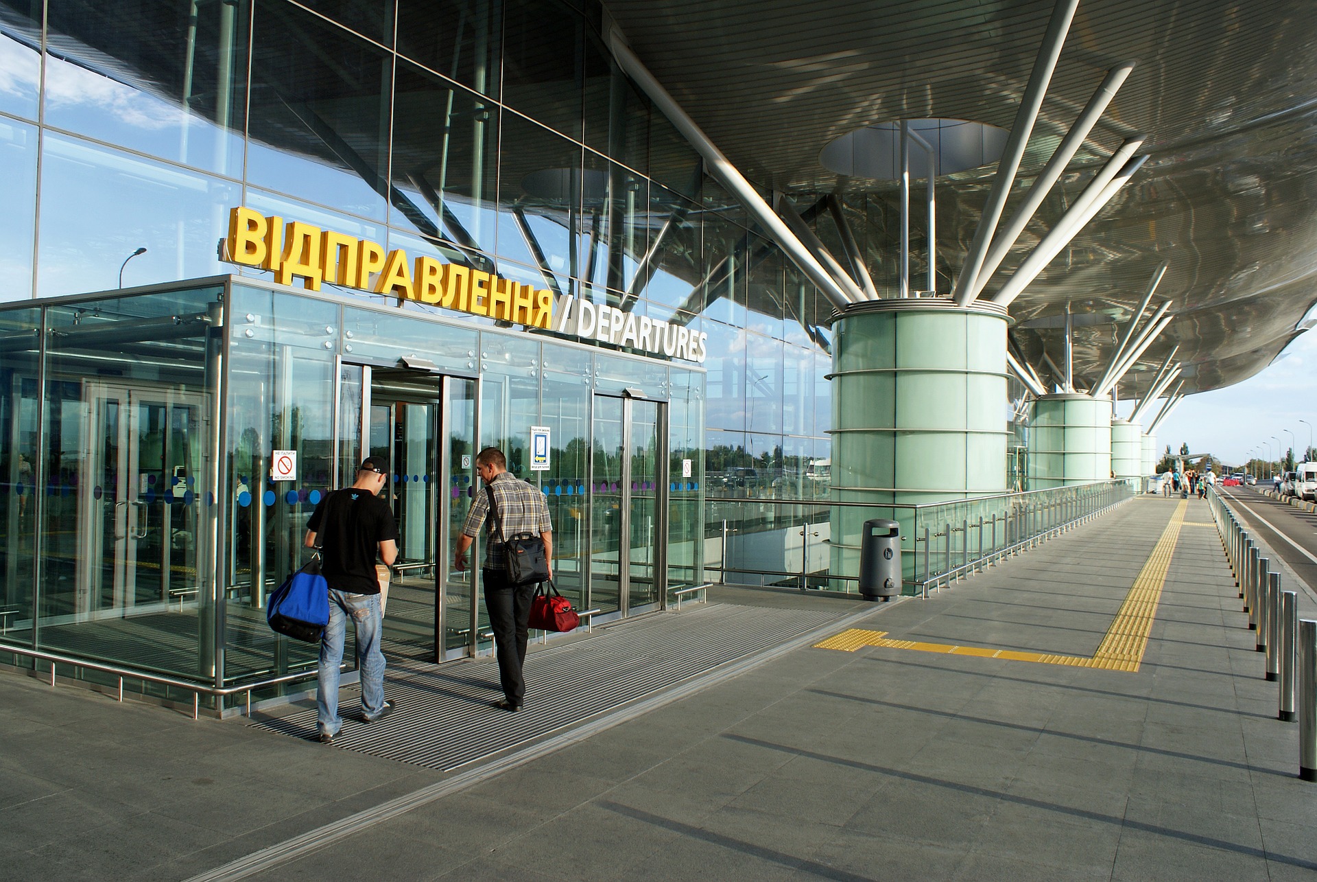 Украина возобновляет внутреннее авиасообщение