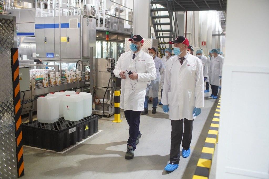 На заводе Coca-Cola в Новосибирске открыли производственную линию напитков в алюминиевой банке