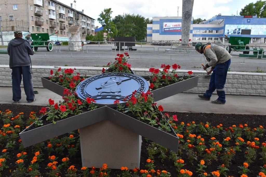 Подрядчики завершают благоустройство площади Победы в ЗАТО Звездный Пермского края