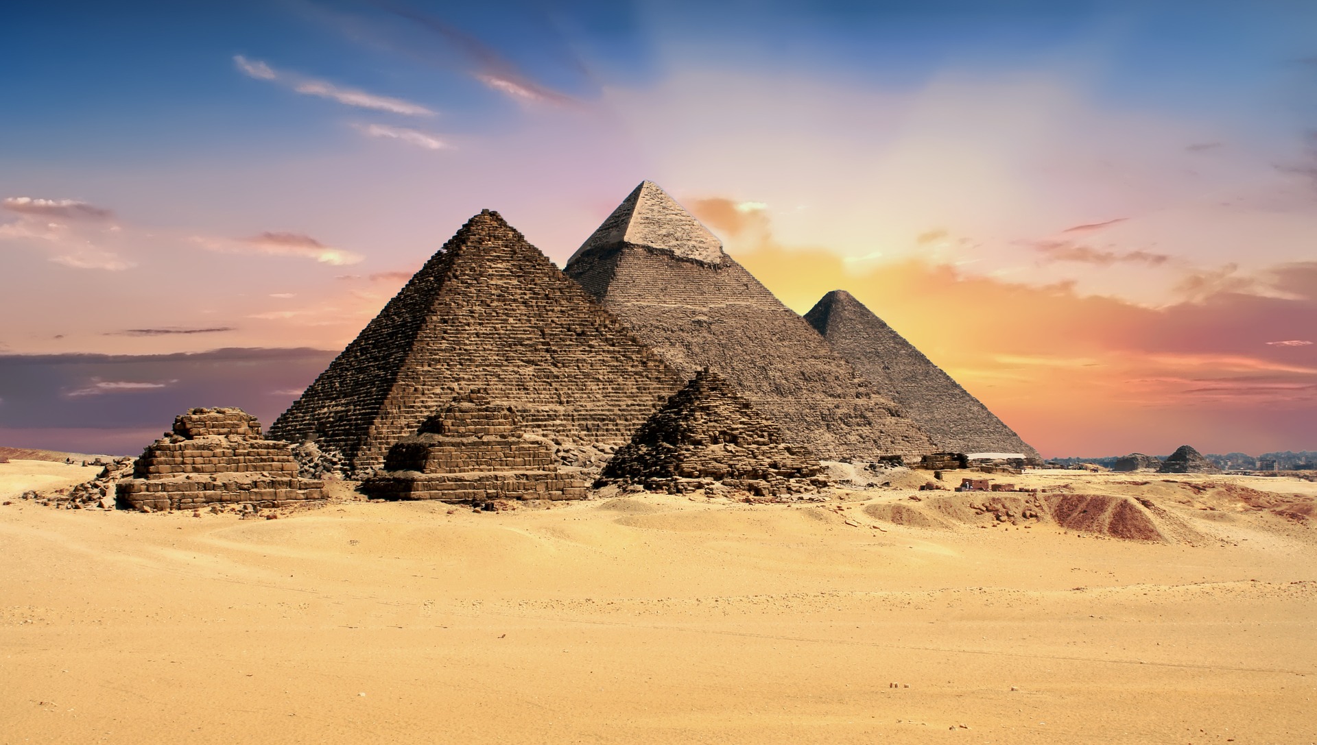 Власти Египта открывают музеи и археологические объекты для туристов