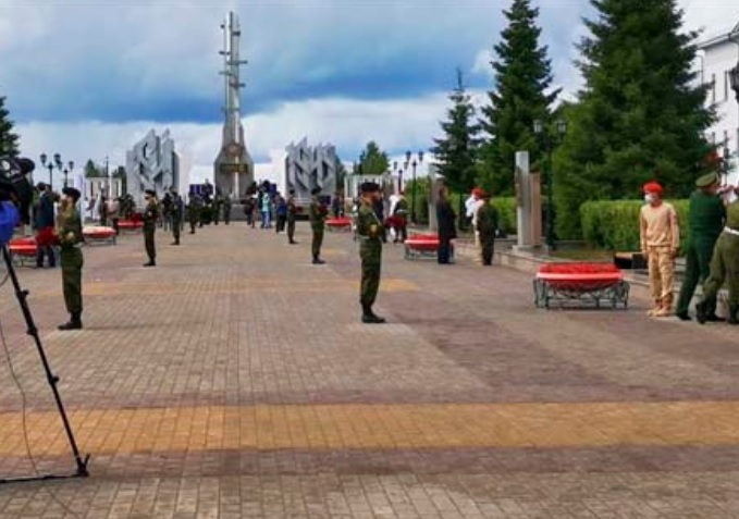 Аллея земляков-героев открыта в Тобольске