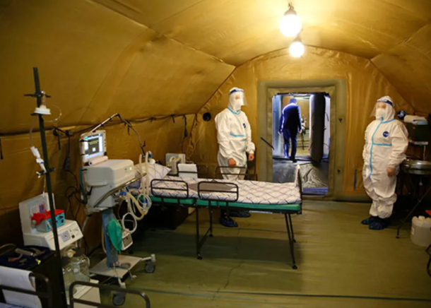 Российские медики осмотрели 70 ковидных пациентов в Бишкеке