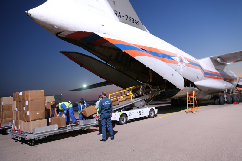 МЧС РФ доставила гуманитарную помощь в Республику Казахстан