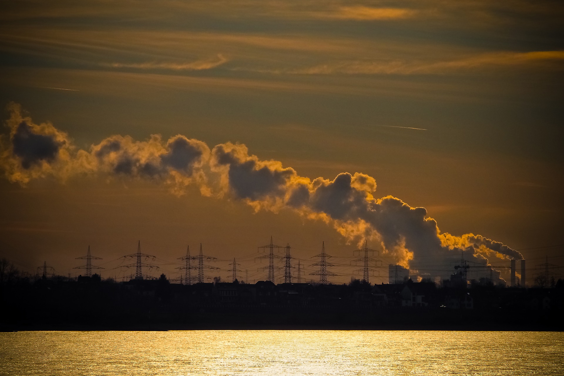 В Омске выбросы сероводорода в воздухе почти в 15 раз превысили норму