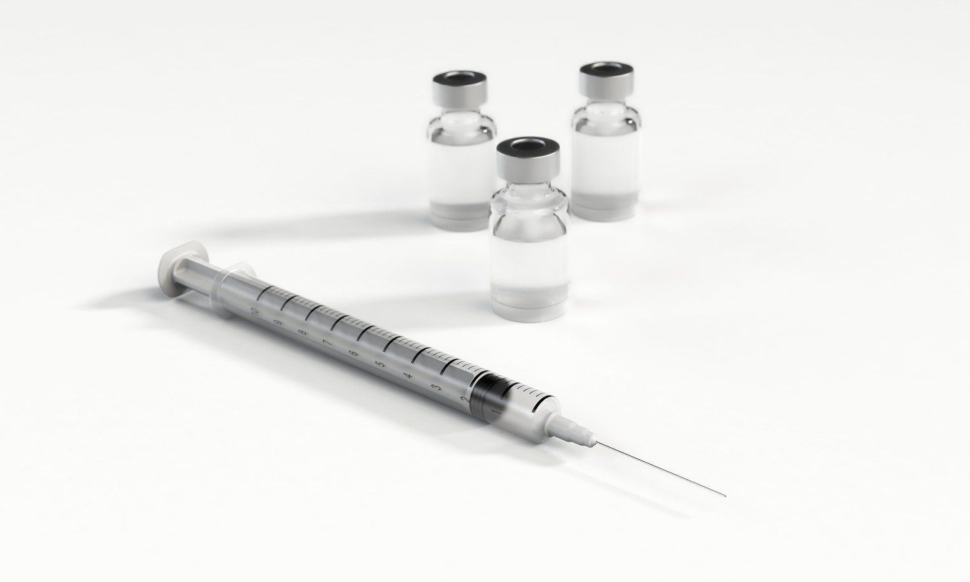 Индия планирует приступить в августе к производству вакцины от COVID-19