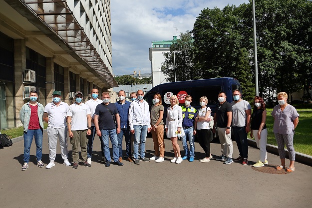 В Казахстан для борьбы с коронавирусом отправилась вторая бригада врачей из Москвы