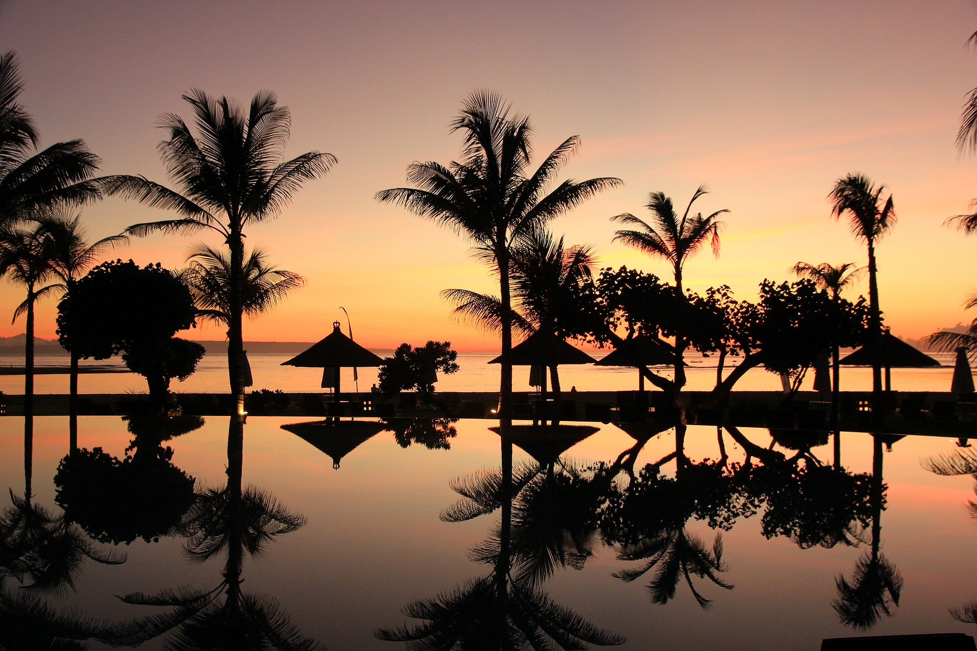 Бали будет закрыт для иностранных туристов до конца 2020 года