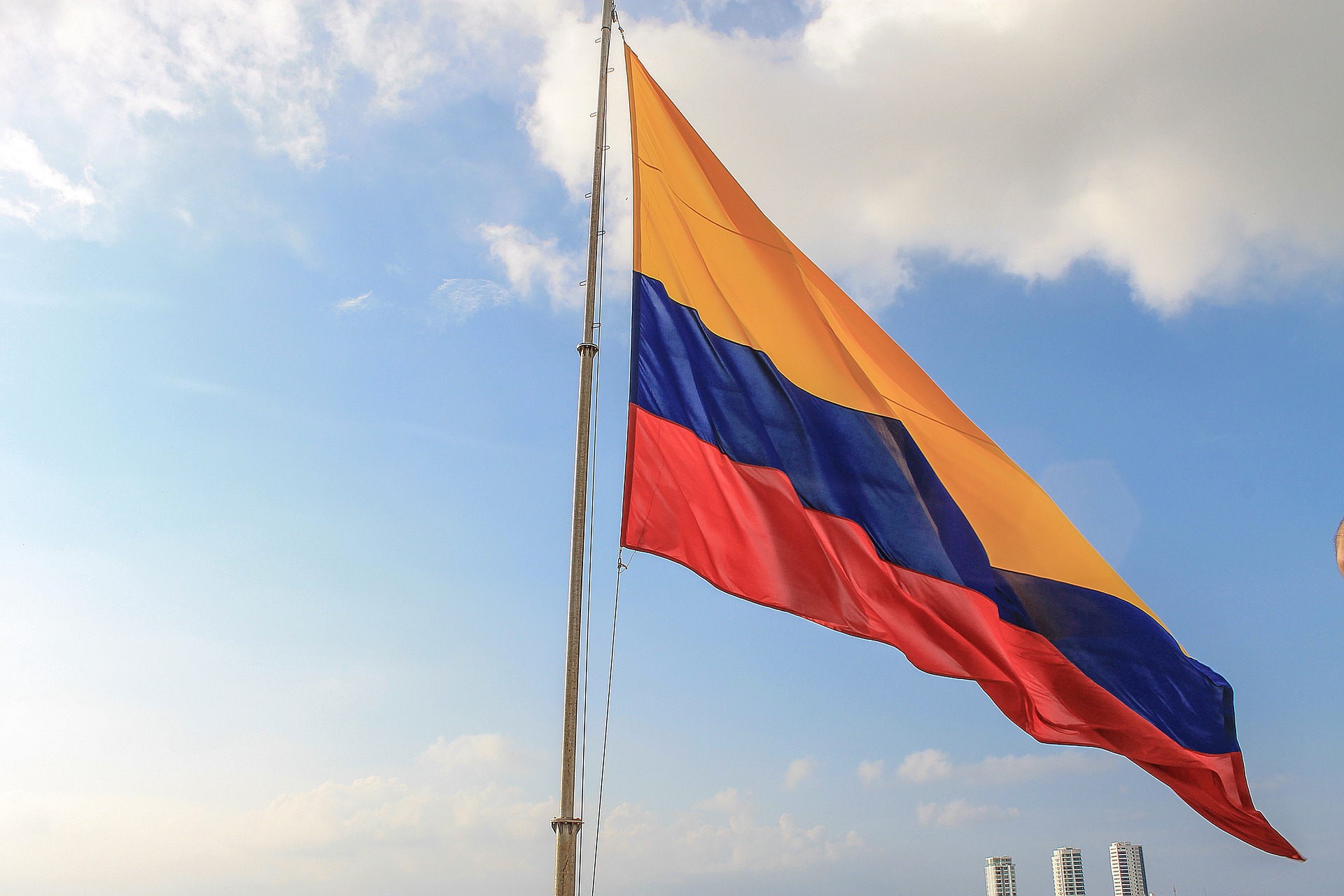 В Колумбии отменяют общенациональный карантин