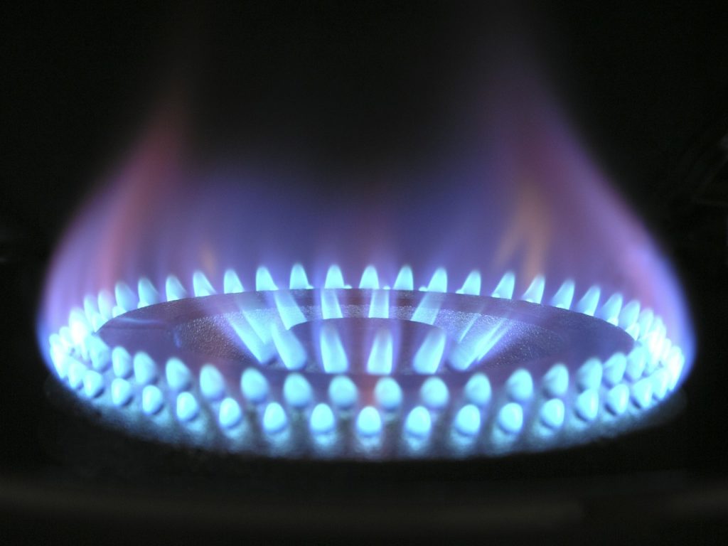 Стоимость газа в Европе снова повысилась до рекордных 1100 долларов