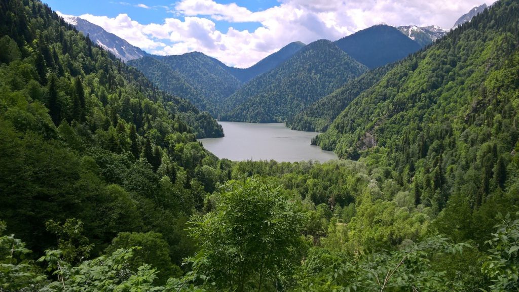 Количество желающих отдохнуть в Абхазии растёт