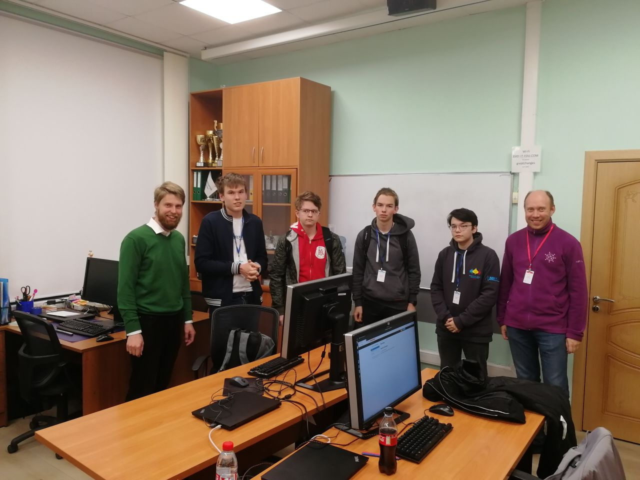 Школьники РФ заняли второе место на Международной олимпиаде по информатике