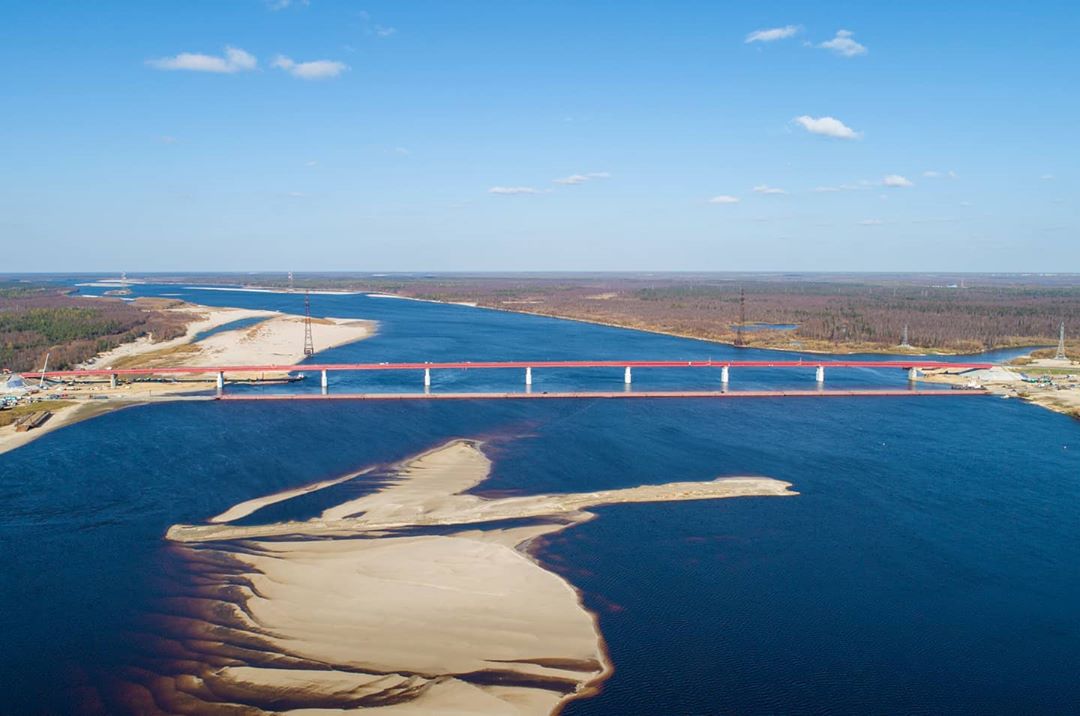 На Ямале в октябре запустят движение по мосту через реку Пур