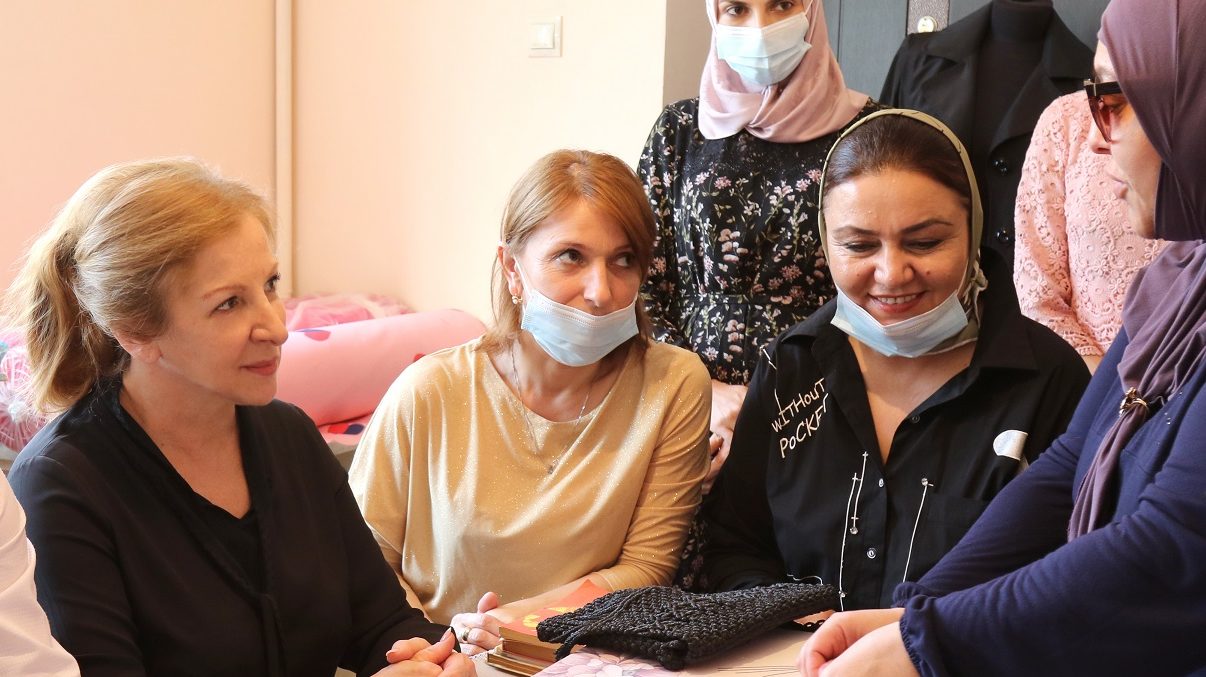 Первую швейную мастерскую для женщин-инвалидов открыли в Дагестане