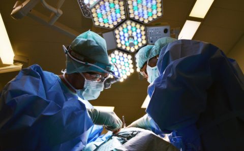 Петербургские врачи сделали двухлетнему малышу сложную операцию на сердце