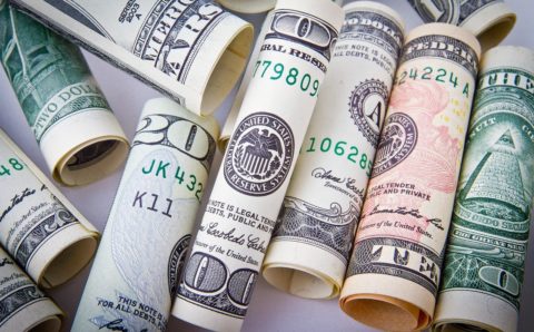 Эксперт: Если Байден станет президентом США — курс доллара «взлетит»