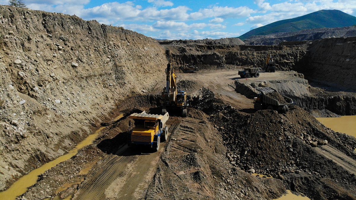 В Магаданской области с начала года добыли 32 тонны золота