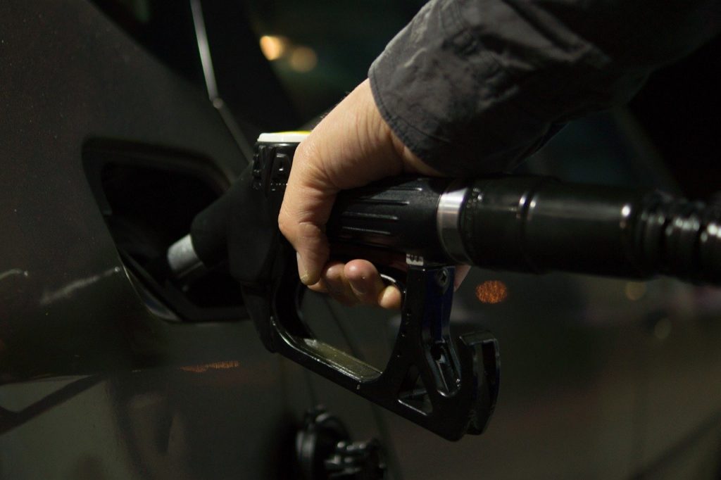Андрей Гордеев: «Серьезных колебаний цен на бензин не предвидится»