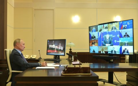 В России выпущены первые партии вакцины от COVID-19