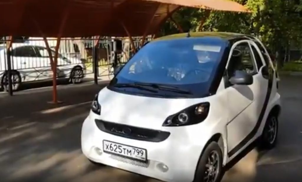 На заводе в Адыгее произвели первый электромобиль