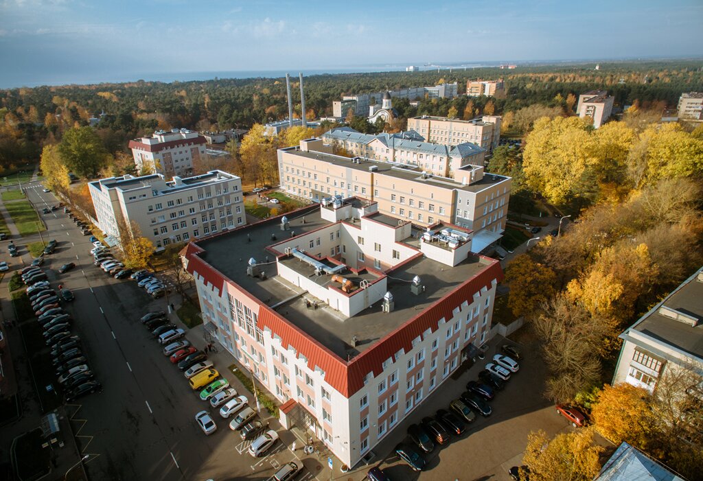 Петербургская больница получила первую партию вакцины от COVID-19