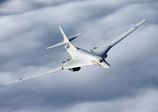 Над нейтральными водами самолеты НАТО сопроводили российские Ту-160