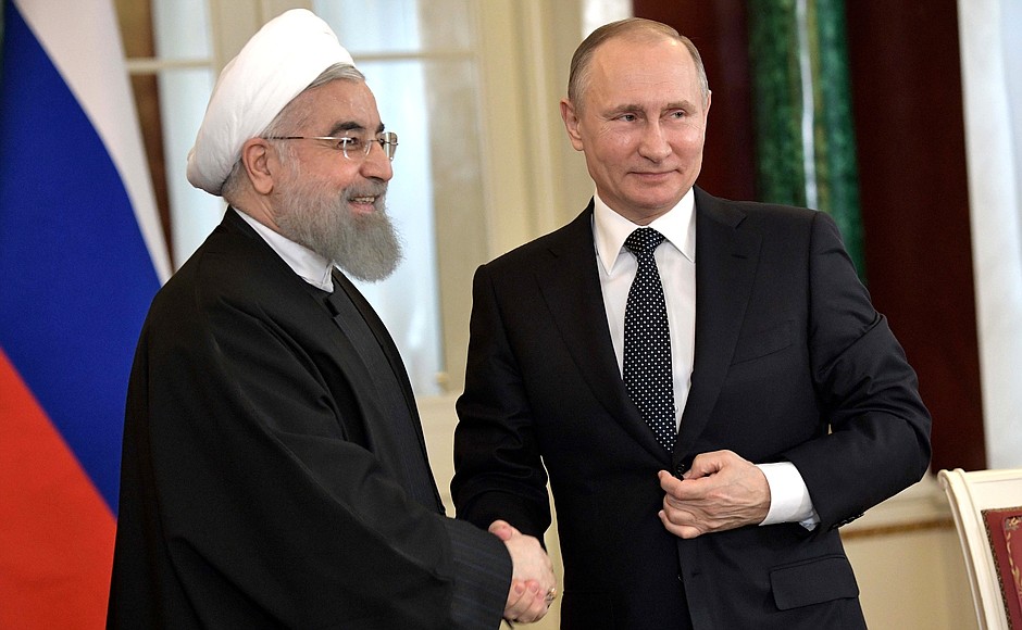 Путин и Рухани обсудили сотрудничество по антиковидной вакцине