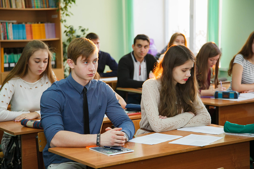 В школах Архангельска будут созданы трудовые бригады