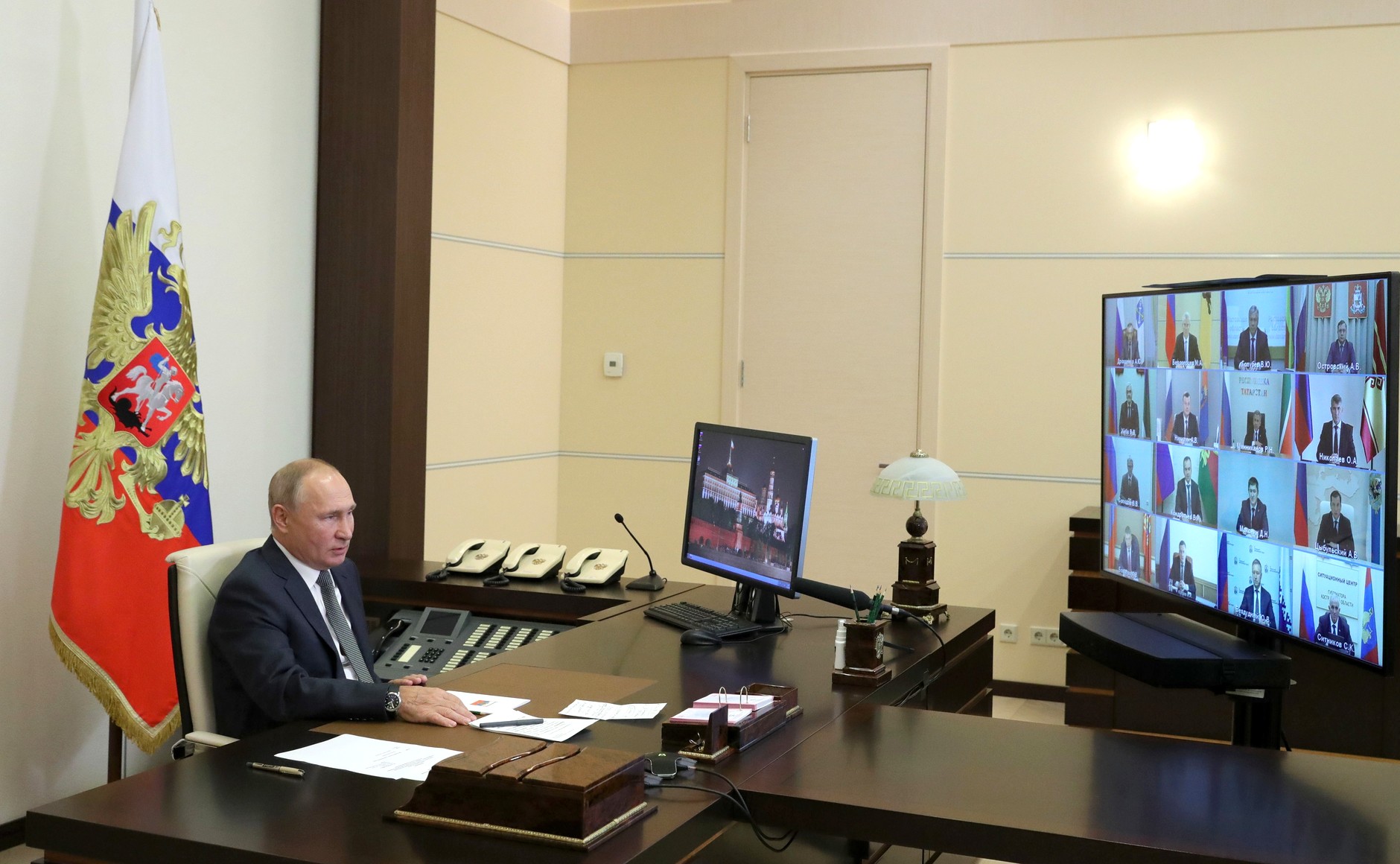 Путин проведет совещания с постоянными членами Совета безопасности 10 октября