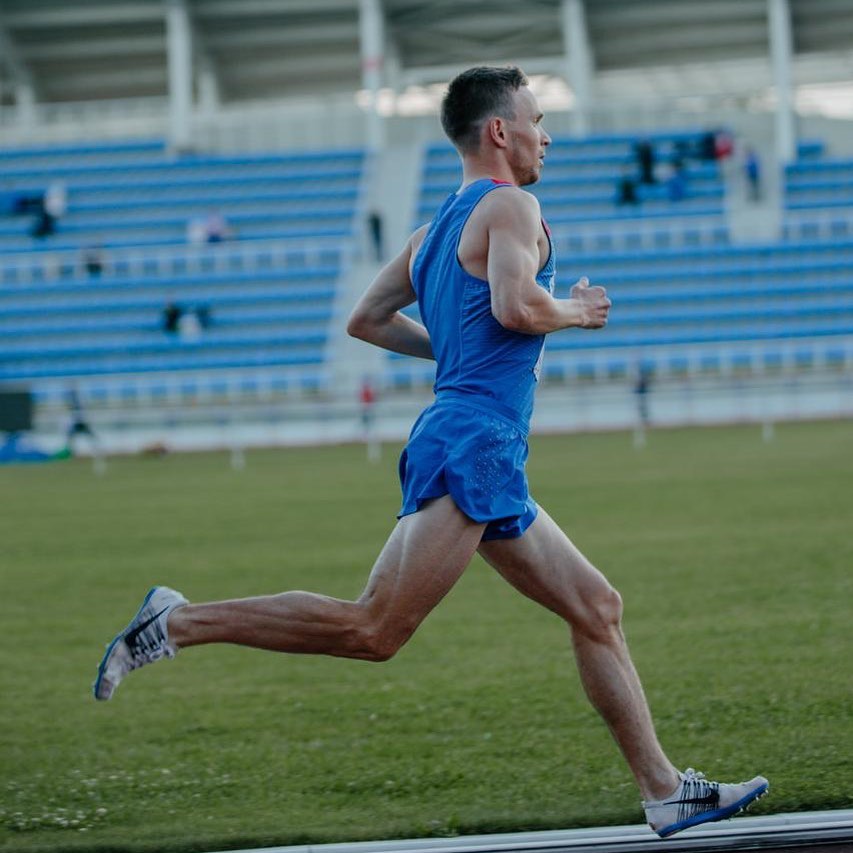 Новый рекорд России в полумарафоне установил легкоатлет Никитин 
