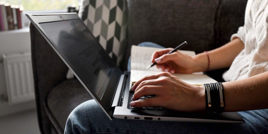 Столичные библиотеки организуют онлайн-встречи с журналистами и критиками