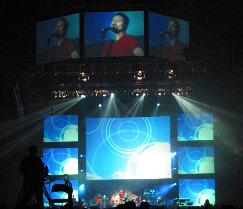 Видео-эффекты на концерте. Источник фотоl-freeimages.com
