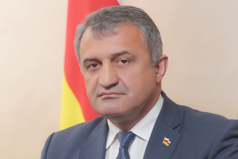 В Южной Осетии президент и и.о. премьера заразились коронавирусом   