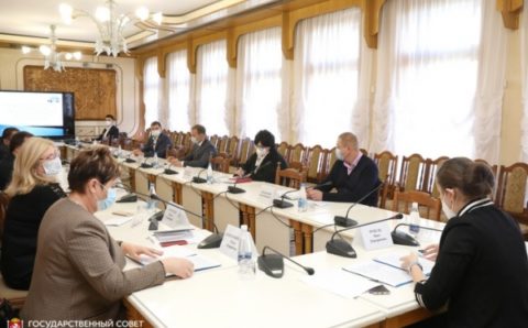 В Крыму к государственным наградам представлены 673 медработника 