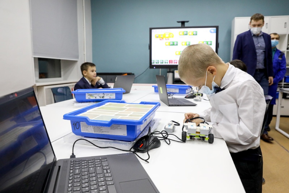 В Якутии запустили мобильный технопарк «Кванториум»