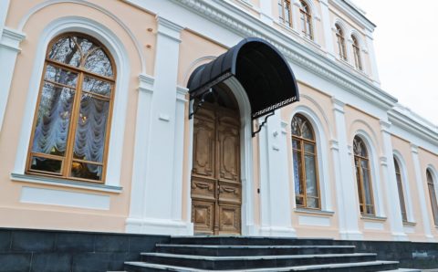 В Симферополе открыли отреставрированное здание Дворянского собрания