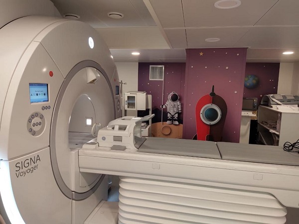 В детский медцентр Петербурга купили томограф, который рассказывает сказки
