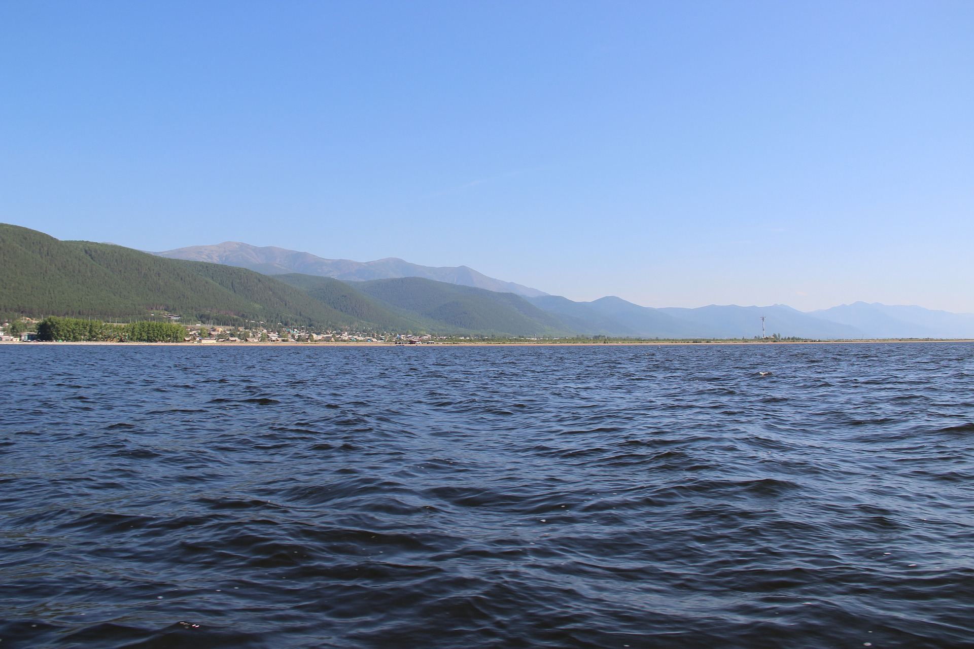 Уровень воды в Байкале опустился ниже критической отметки
