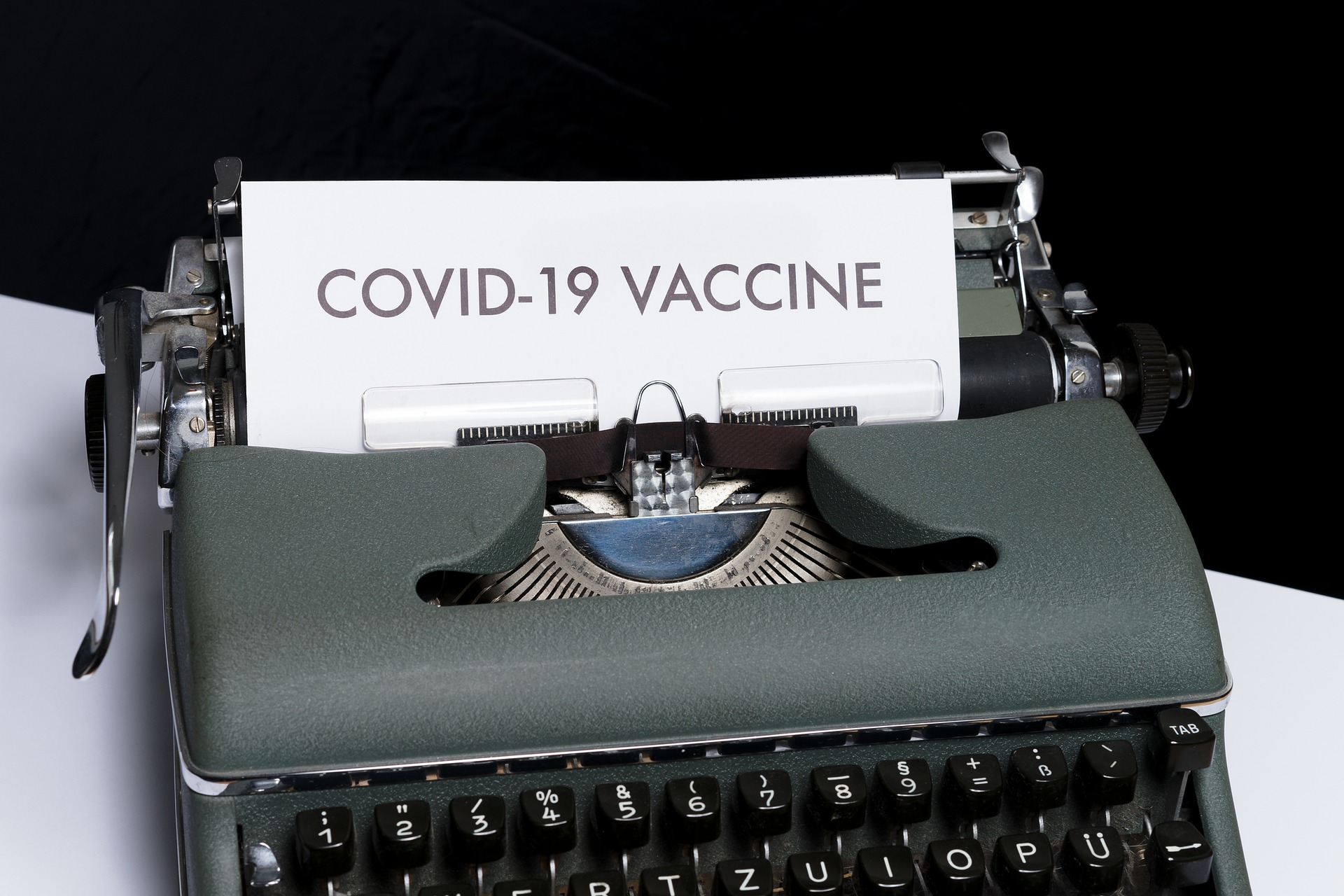 «Вектор» выпустил первые две серии антиковидной вакцины