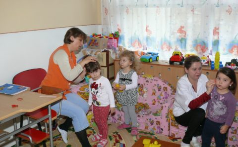 В 2021 году в России планируют построить 767 детских садов 