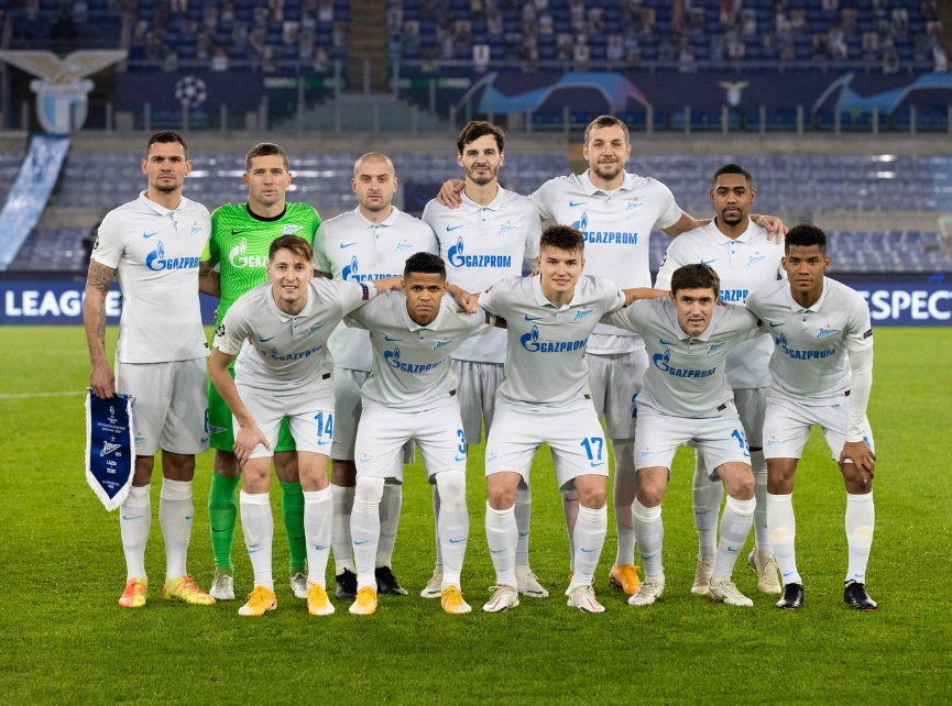 Футбольный клуб «Зенит» проиграл свой матч в Лиге Чемпионов