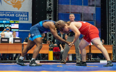 В Кузбассе разрешены спортивные соревнования на крытых площадках со зрителями